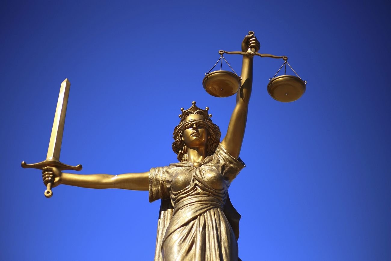 Free lady justice image