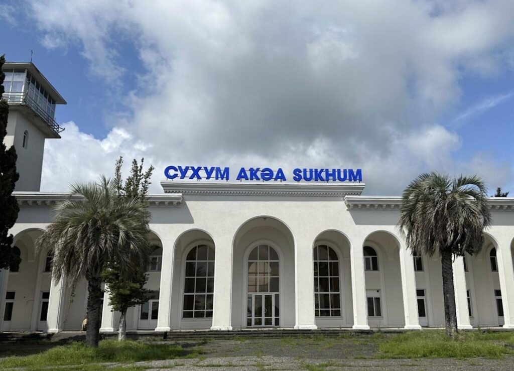 რუსეთი ოკუპირებულ აფხაზეთში პირდაპირ რეისებს იწყებს