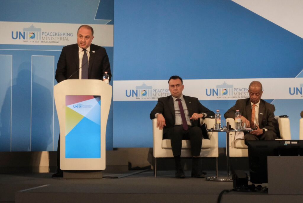 „ქართული ოცნების“ თავდაცვის მინისტრი გაეროს სამშვიდობო მისიების მინისტერიალს დაესწრო