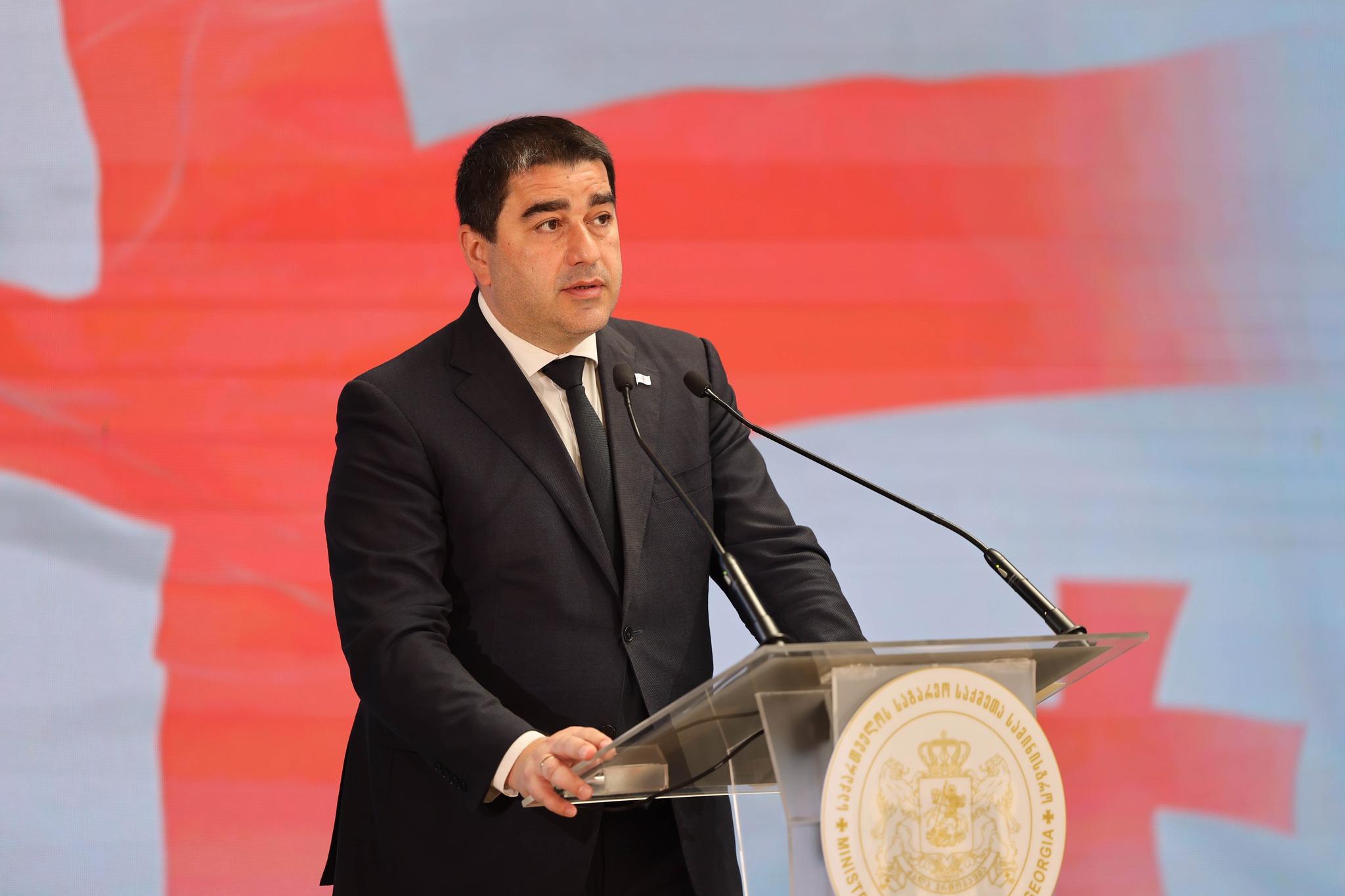 მმართველი პარტია საკონსტიტუციო სასამართლოს სამი ძირითადი ოპოზიციური ძალის აკრძალვის მოთხოვნით მიმართავს
